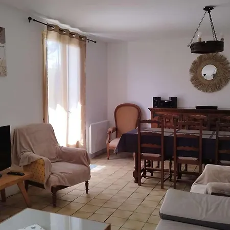 Дом отдыха Maison Renovee 3 Avec Terrasse Et Parking A - Fr-1-494-202 Руайян